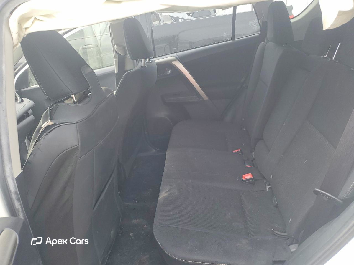 Toyota RAV 4 2015
