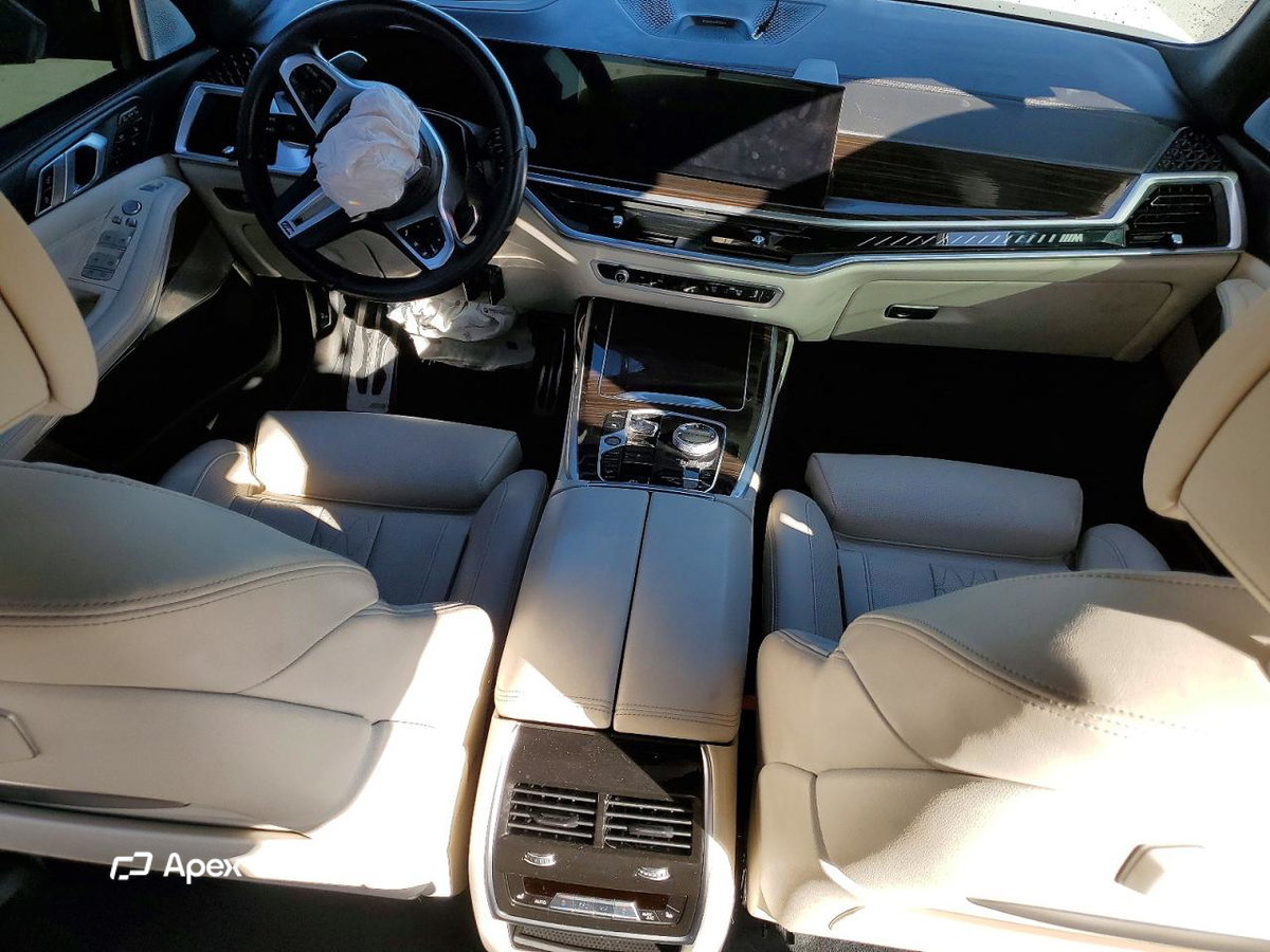 BMW X7 2023