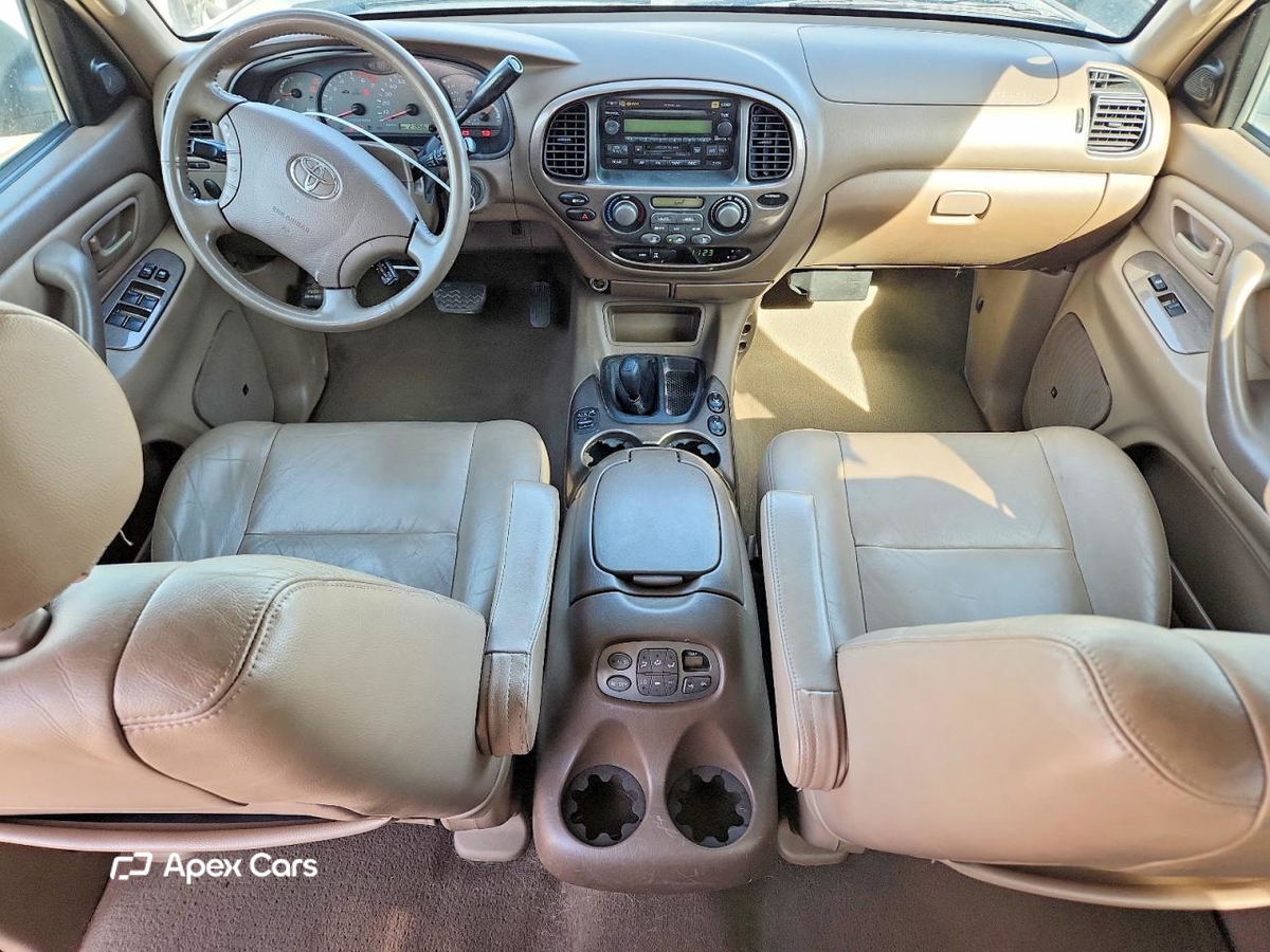Toyota Sequoia 2003