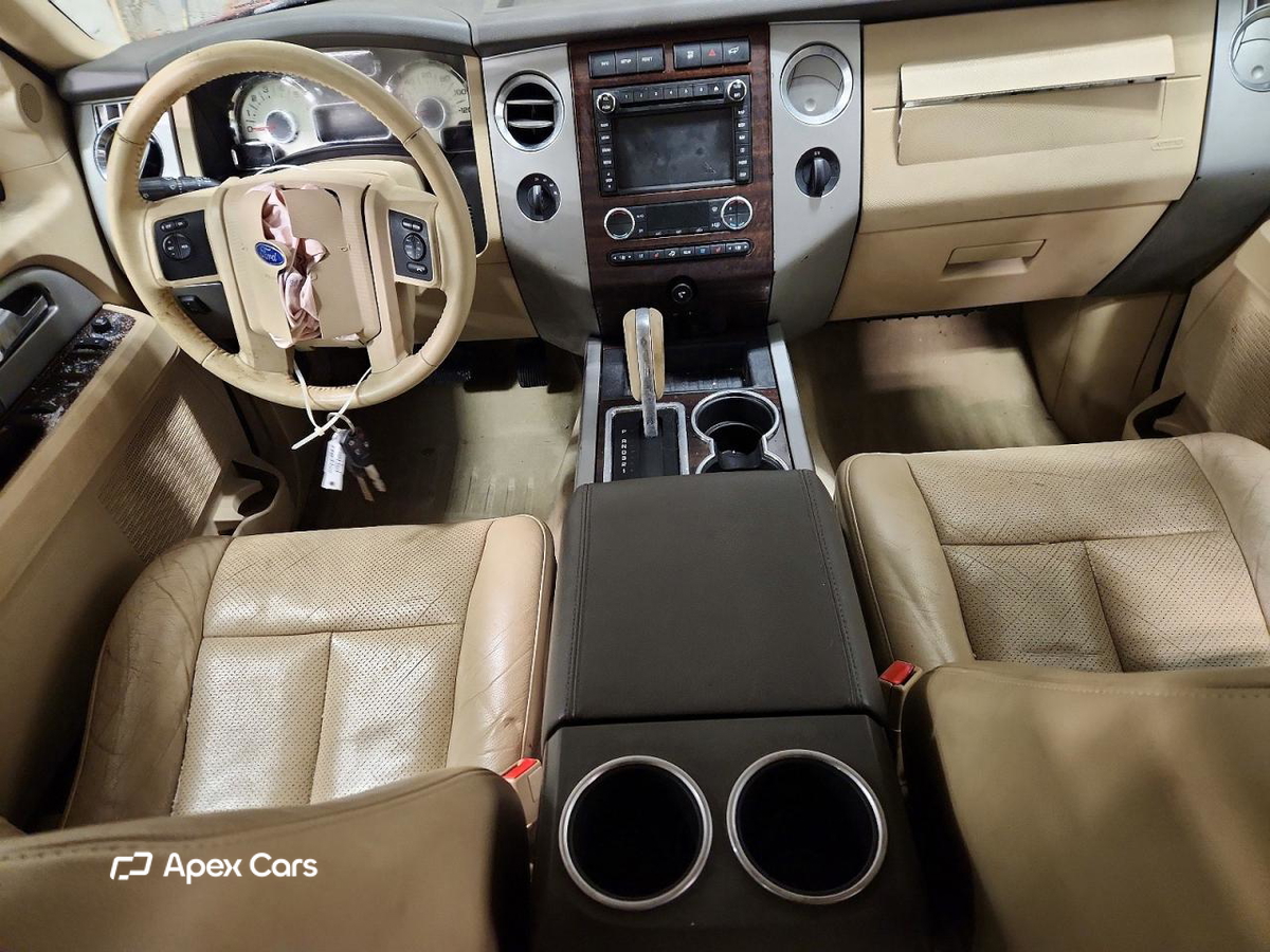 Ford Expedition 2014