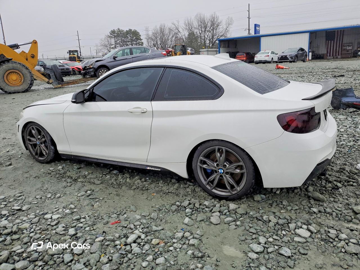 BMW M2 2016