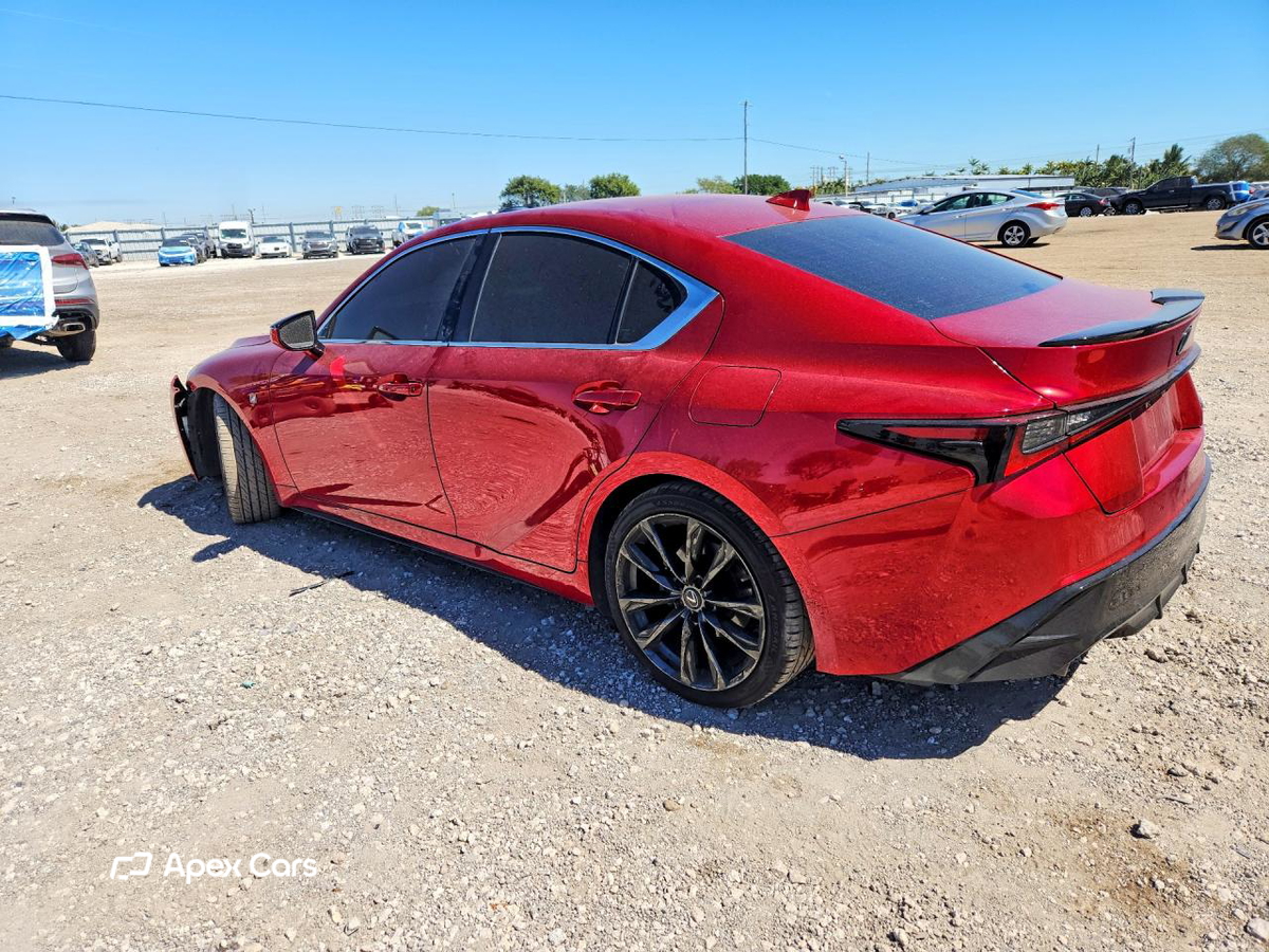 Lexus IS 2022
