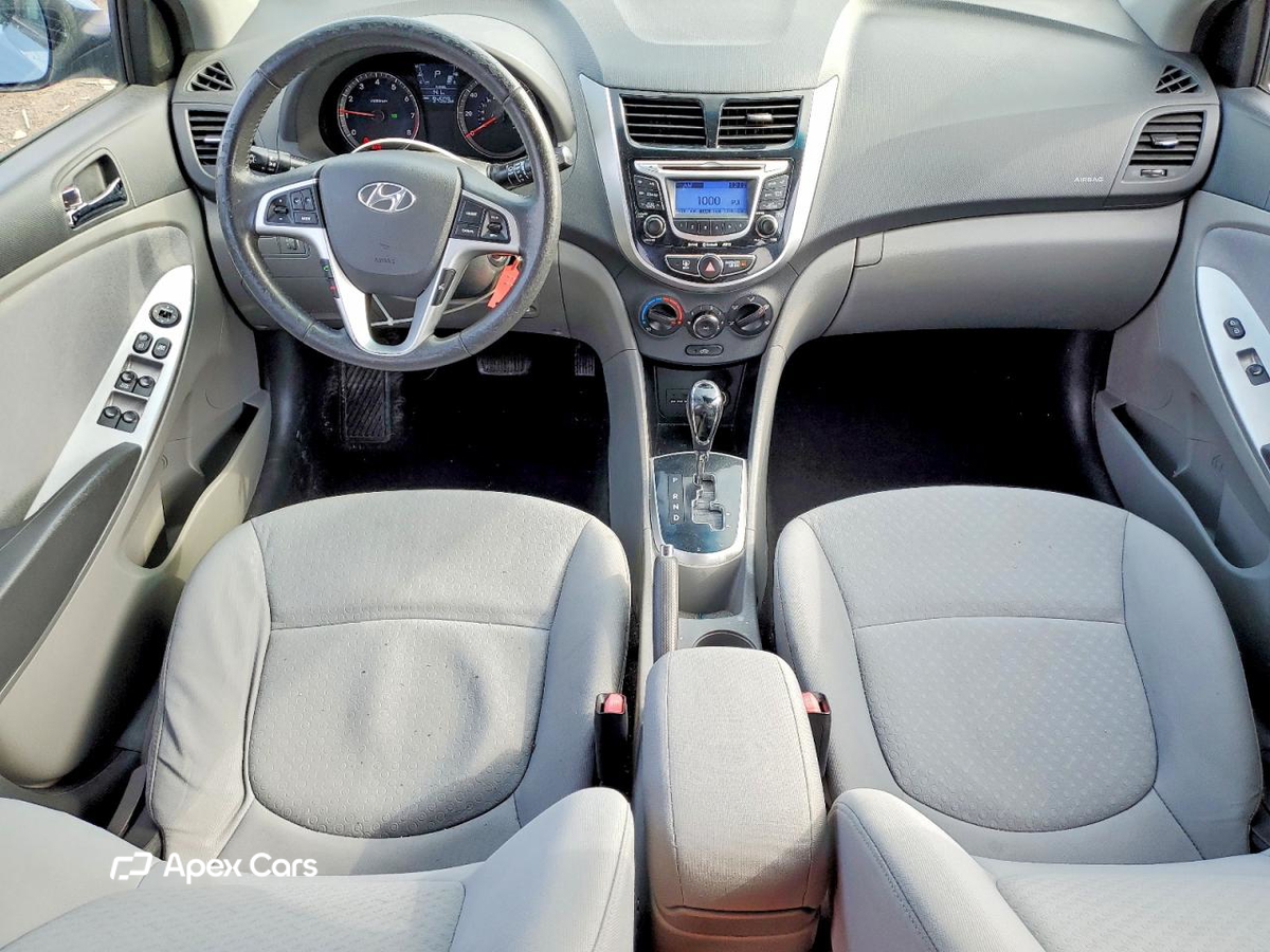 Hyundai Accent 2013