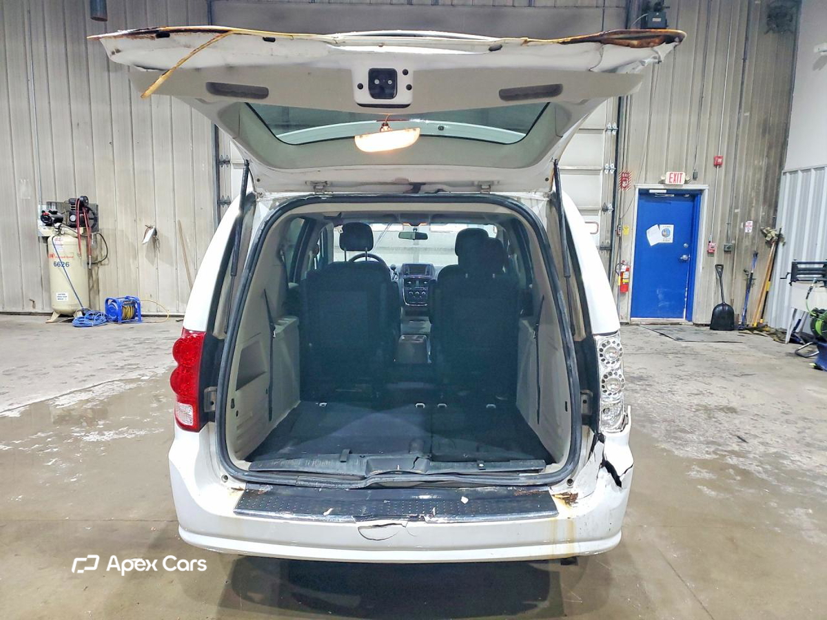 Dodge Caravan 2015