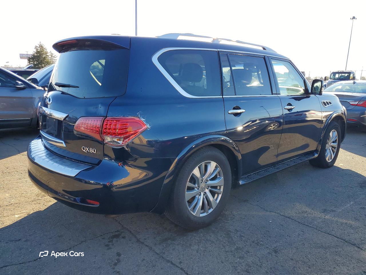 Infiniti QX80 2015