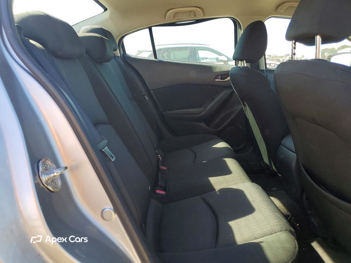 Mazda 3 2015