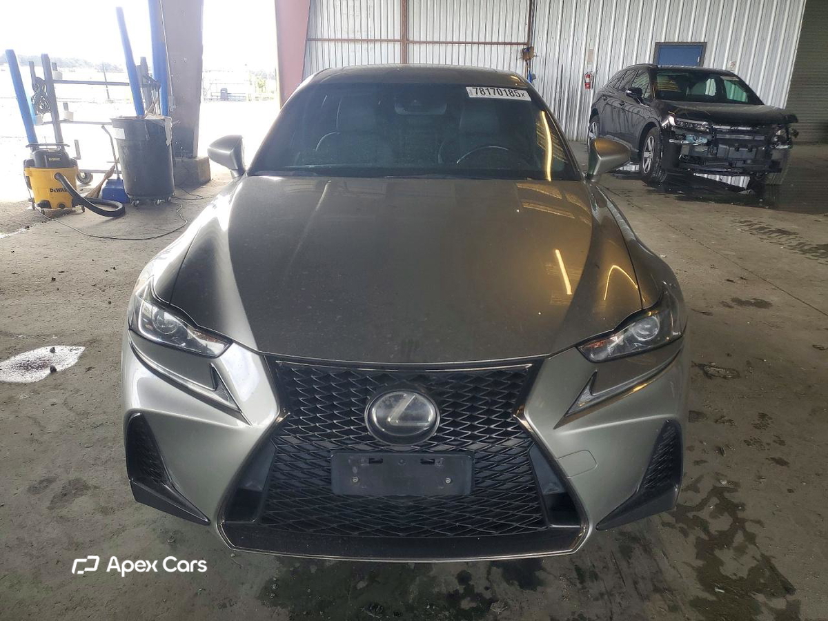 Lexus IS 2018