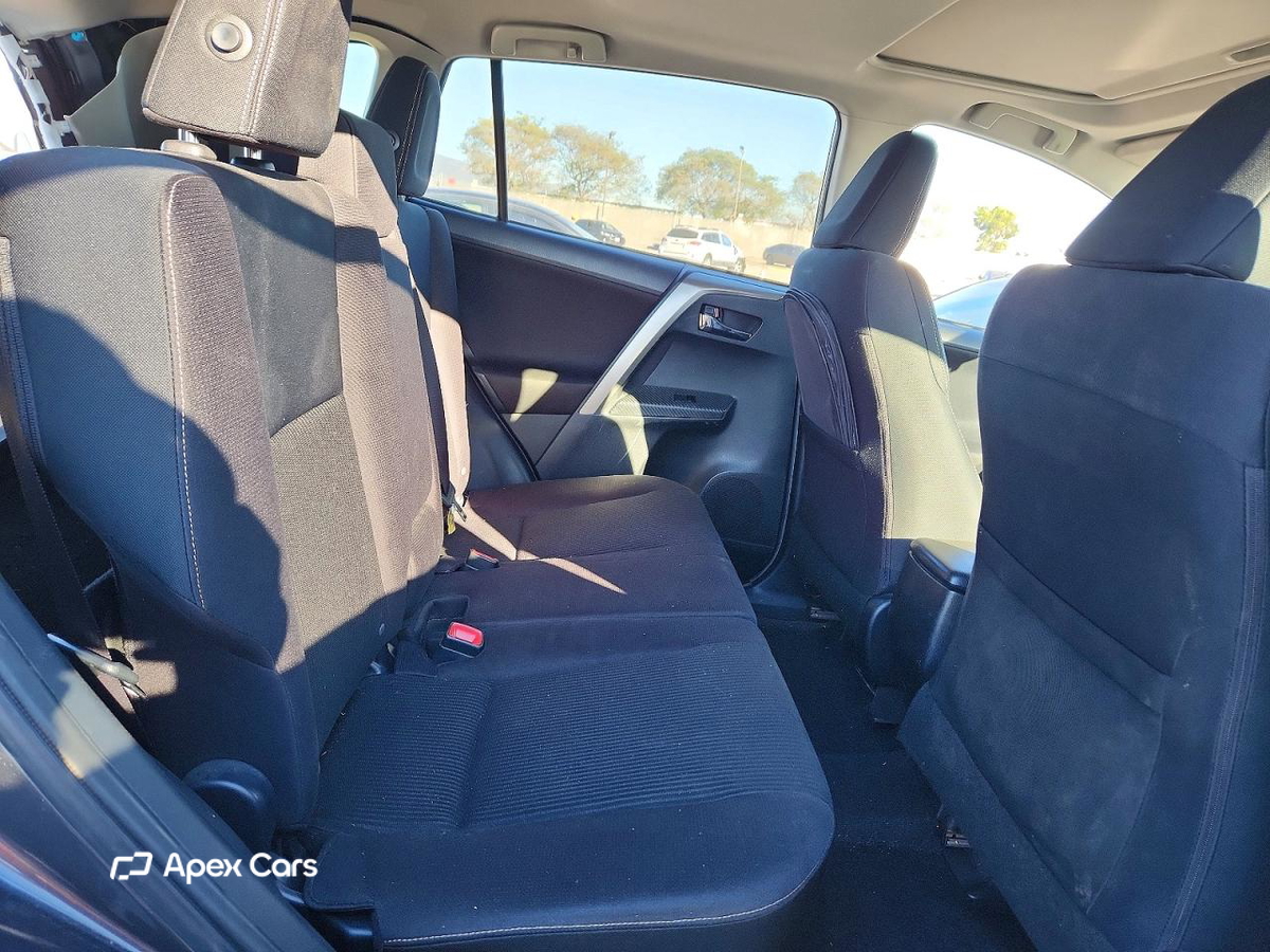 Toyota RAV 4 2015