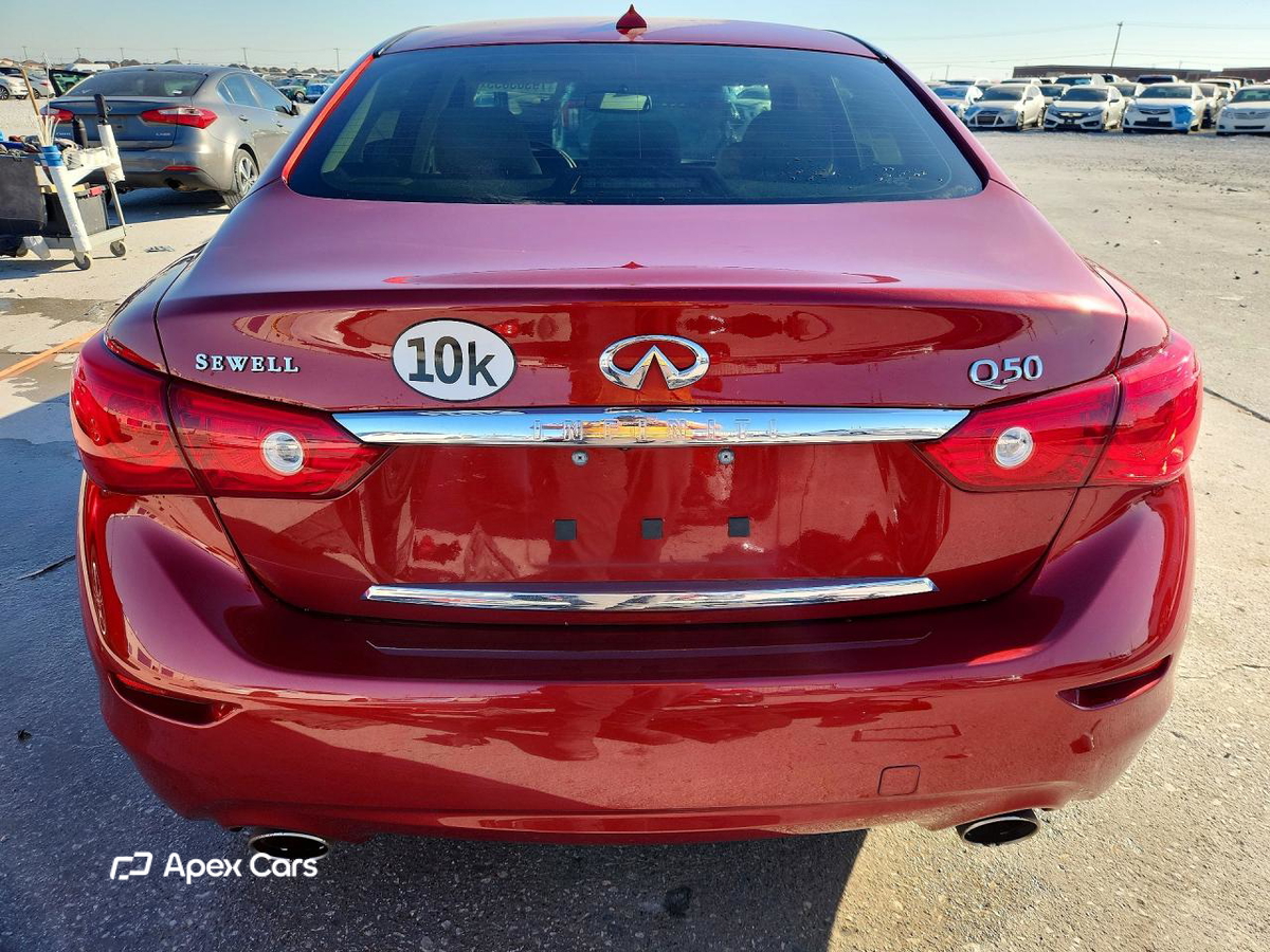 Infiniti Q50 2015