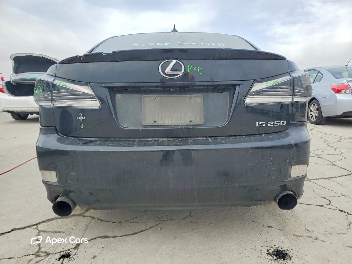 Lexus IS 2011