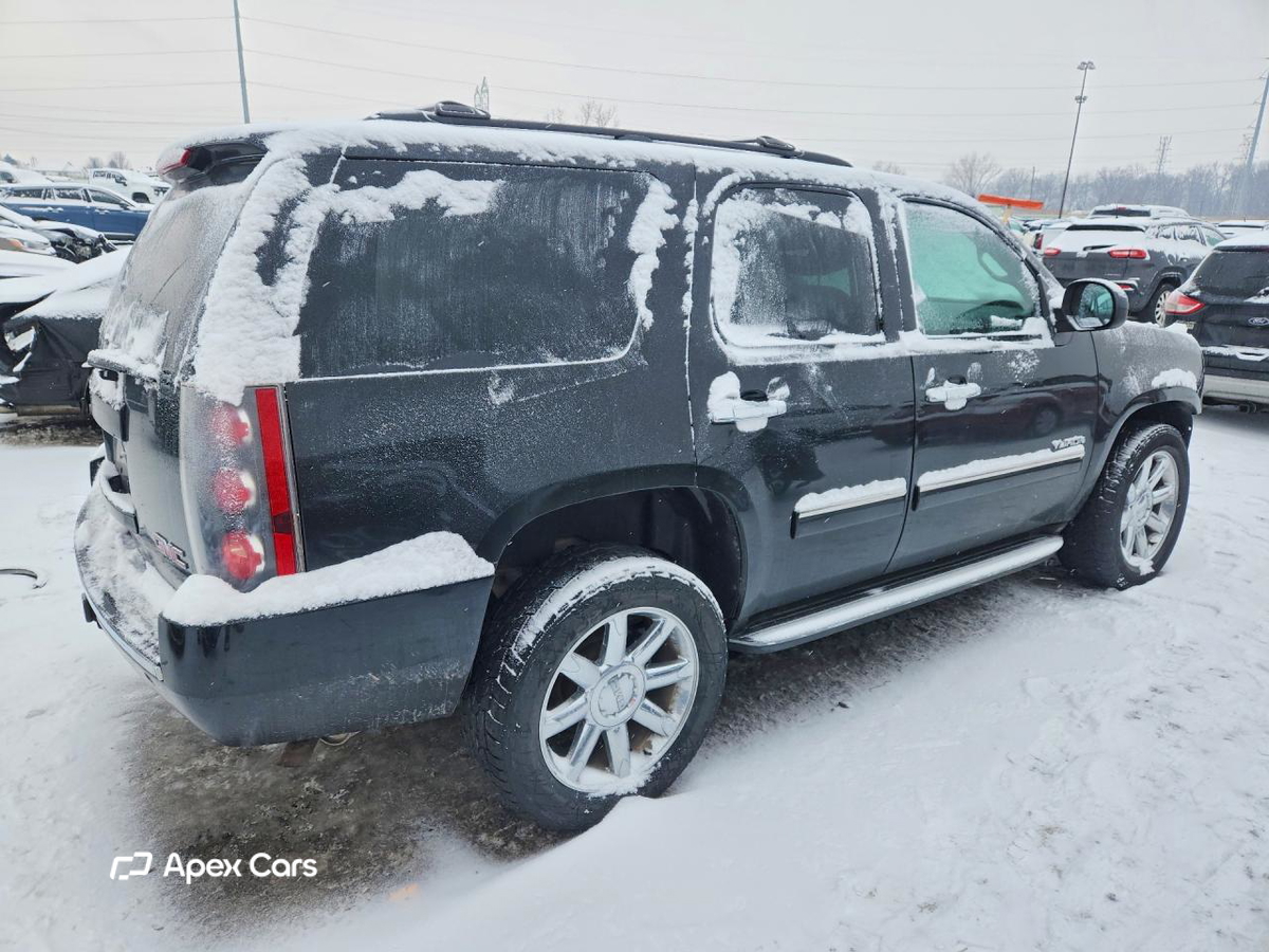GMC Yukon 2011