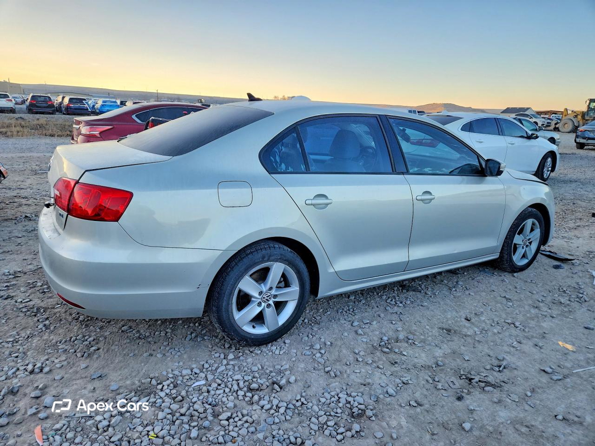 Volkswagen Jetta 2012
