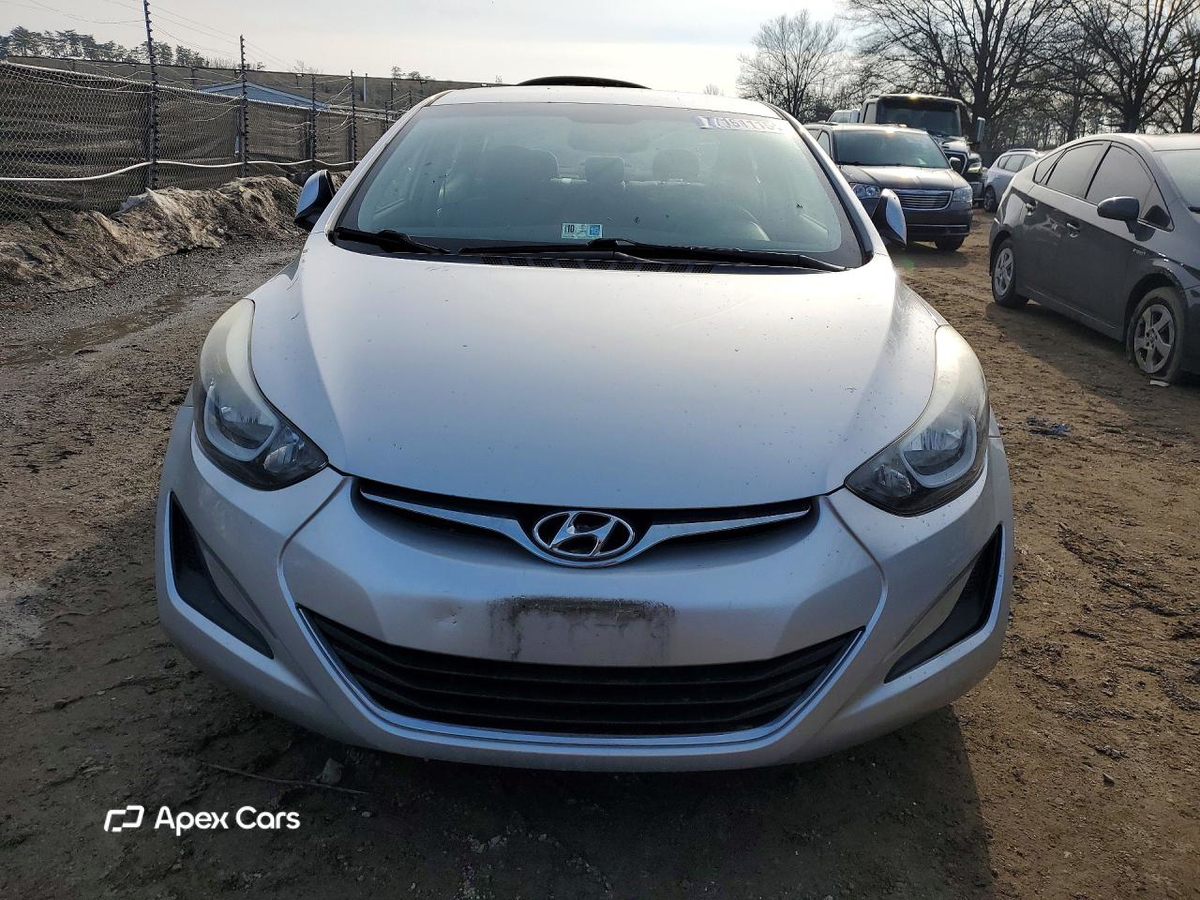 Hyundai Elantra 2016