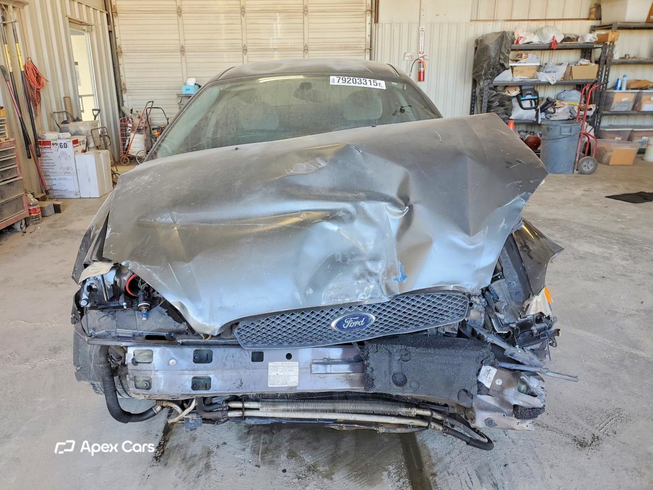 Ford Taurus 2004