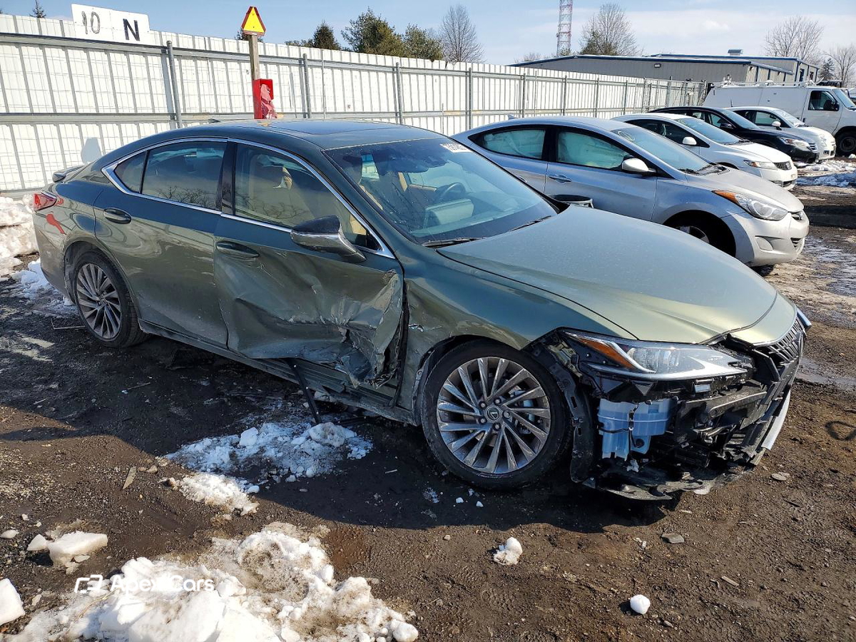 Lexus ES 2025