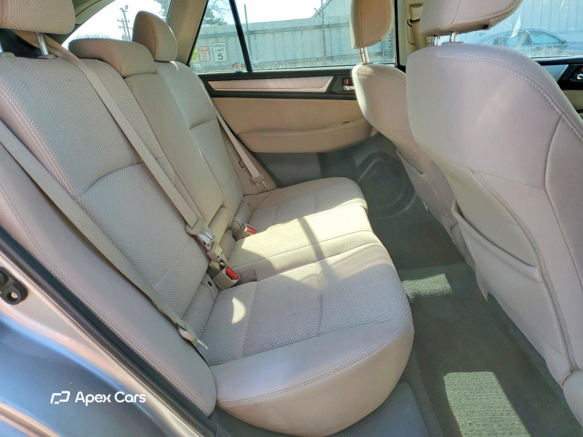 Subaru Outback 2016