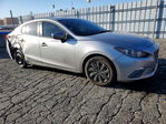 Mazda 3 2015