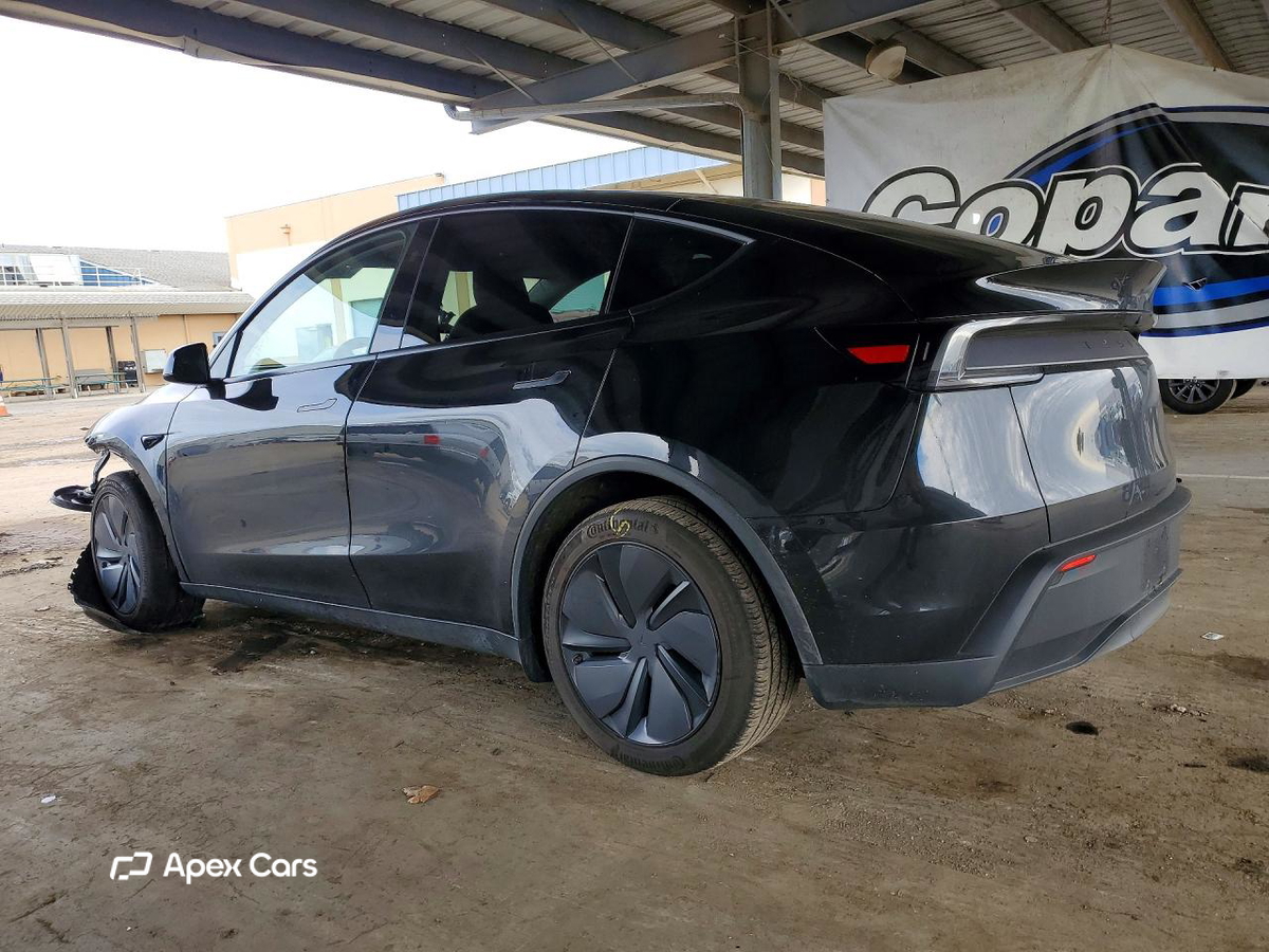 Tesla Model Y 2026