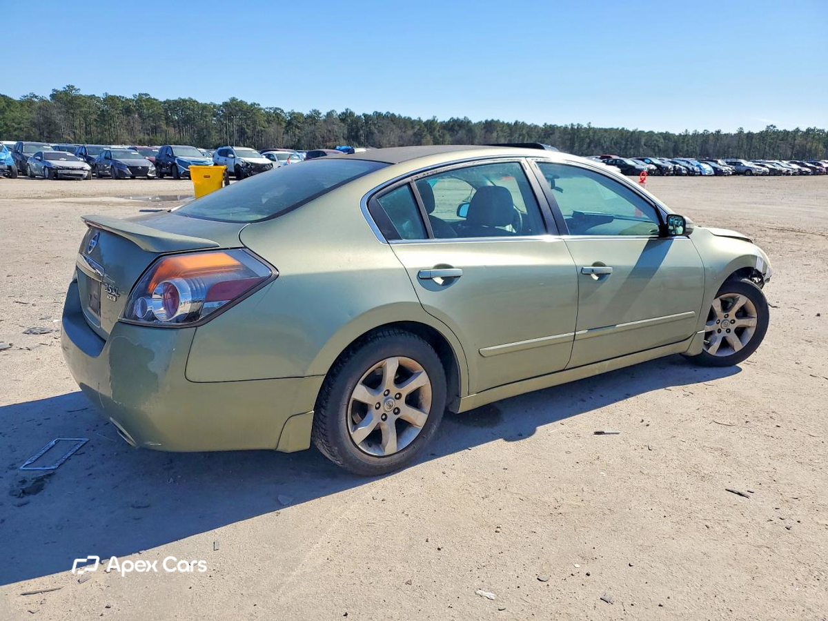 Nissan Altima 2008