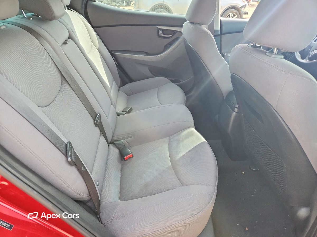 Hyundai Elantra 2014