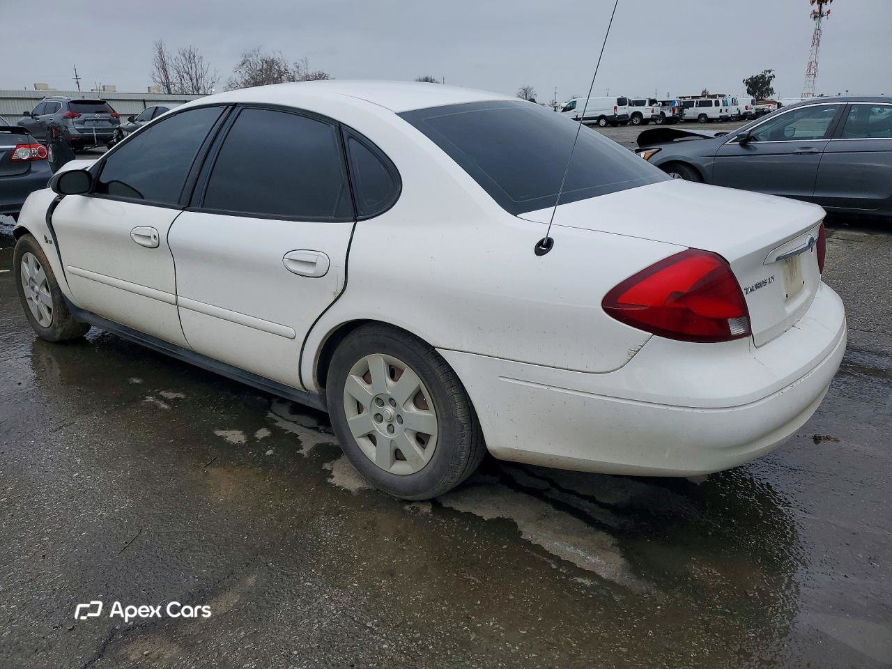 Ford Taurus 2000