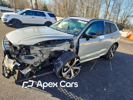 Volvo XC60 2025 - Image 1 of 14