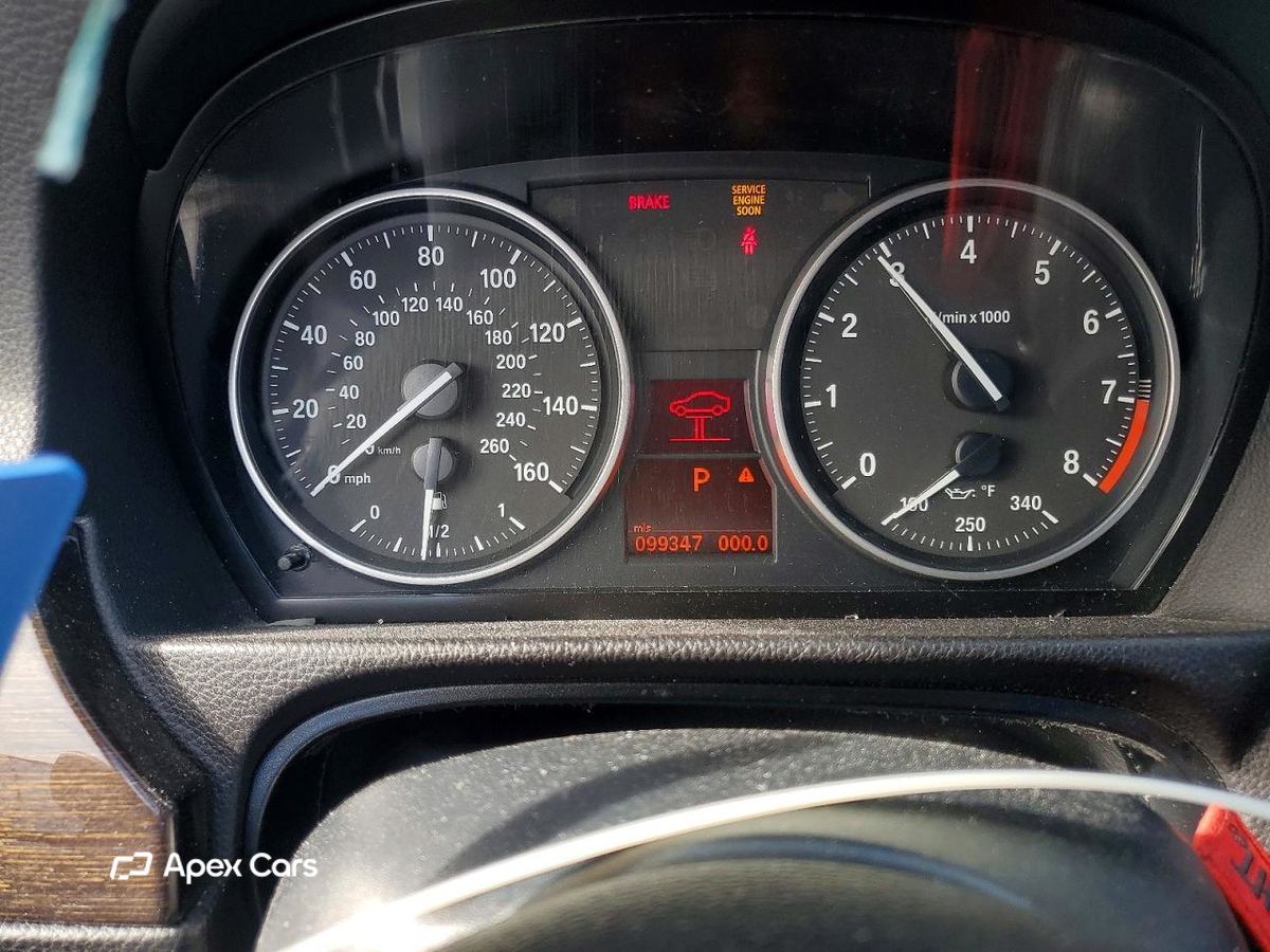 BMW Series 3 2011