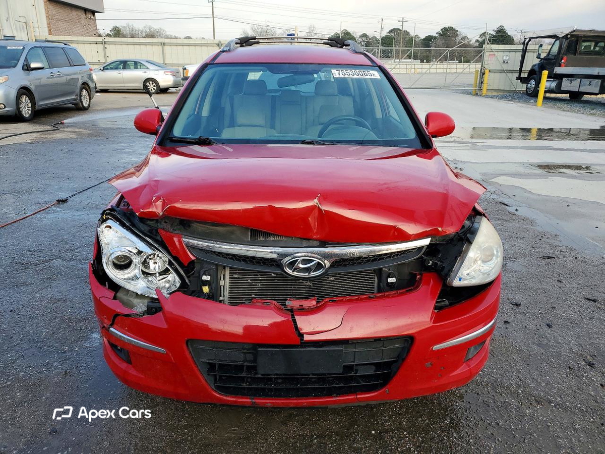 Hyundai Elantra 2012
