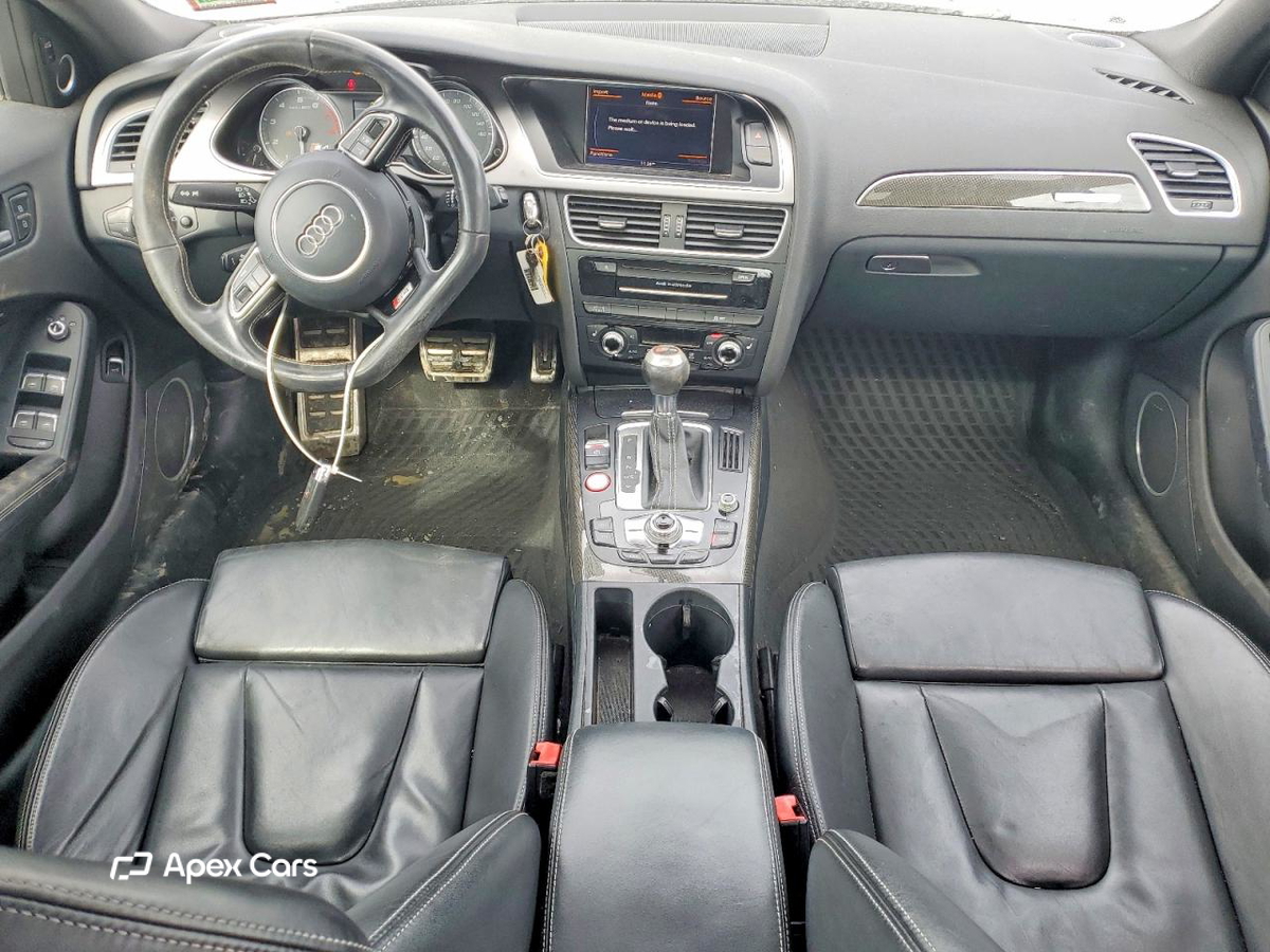 Audi RS4 2014