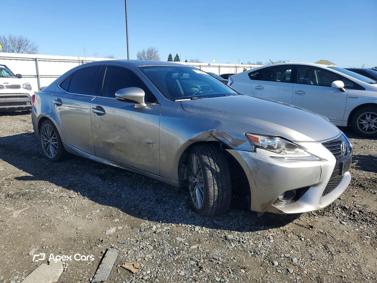 Lexus IS 2016