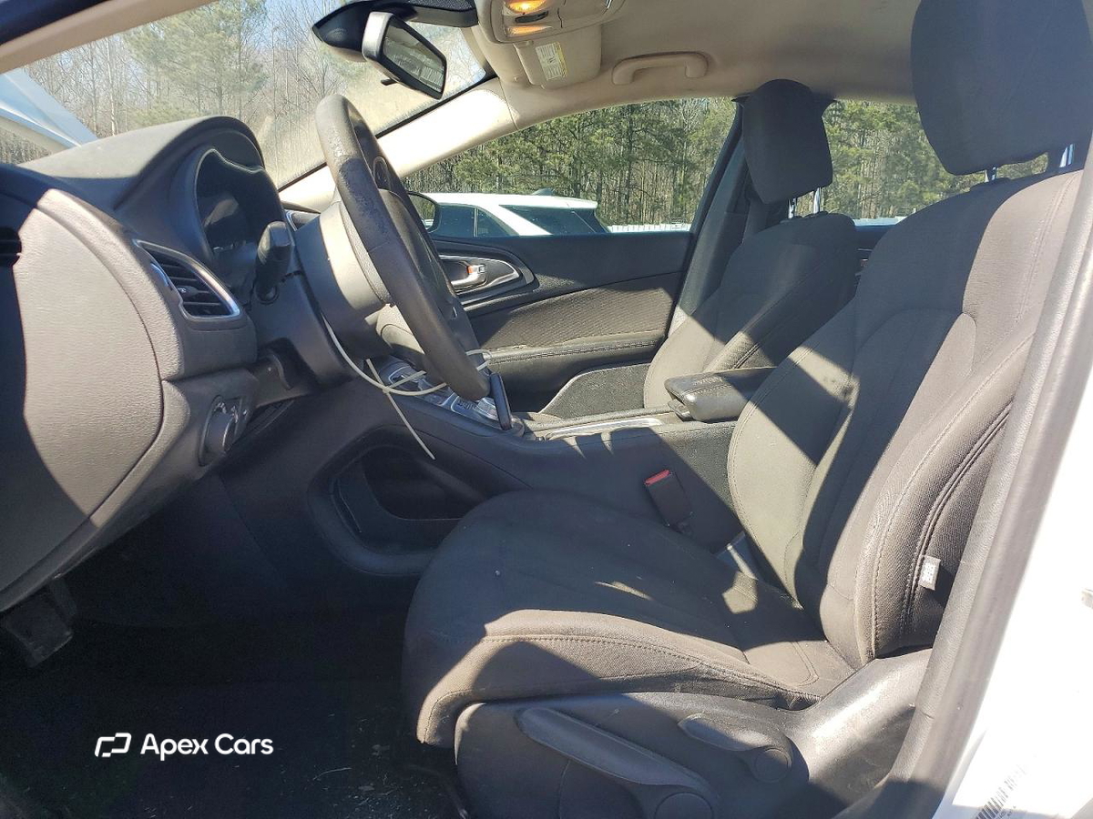 Chrysler 200 2016