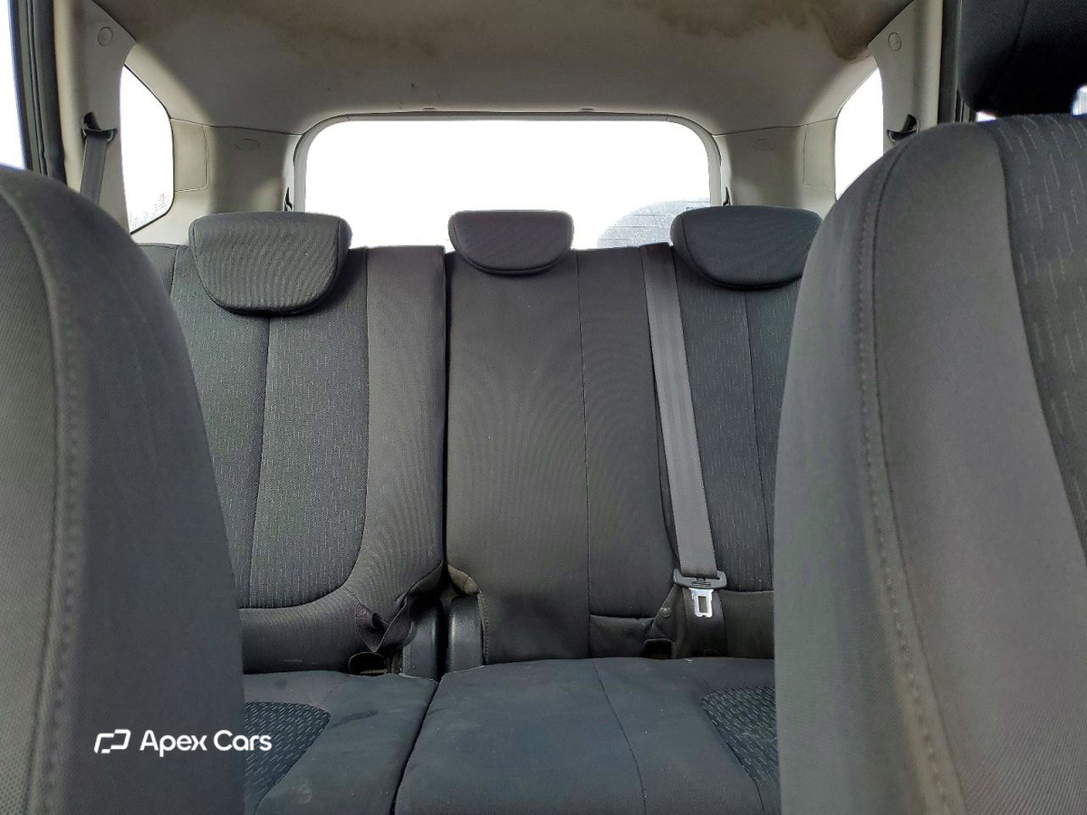 Kia Rondo 2009