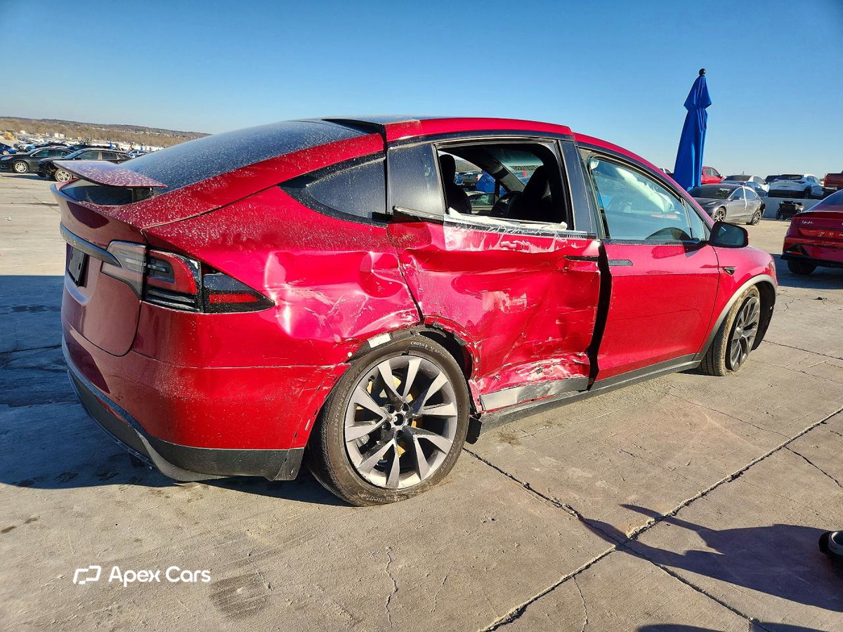 Tesla Model X 2025