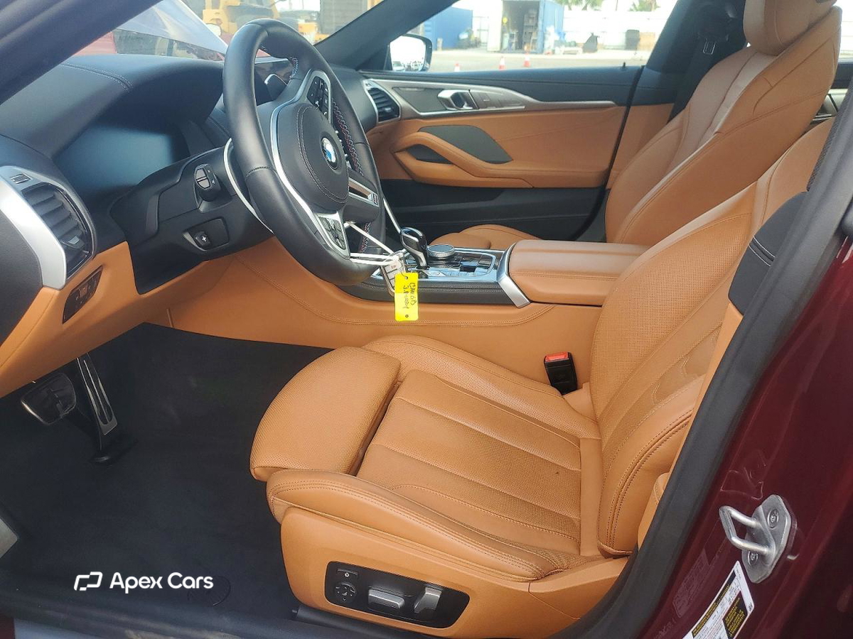 BMW M8 2025