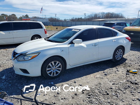 Nissan Altima 2016 - Image 1 of 13