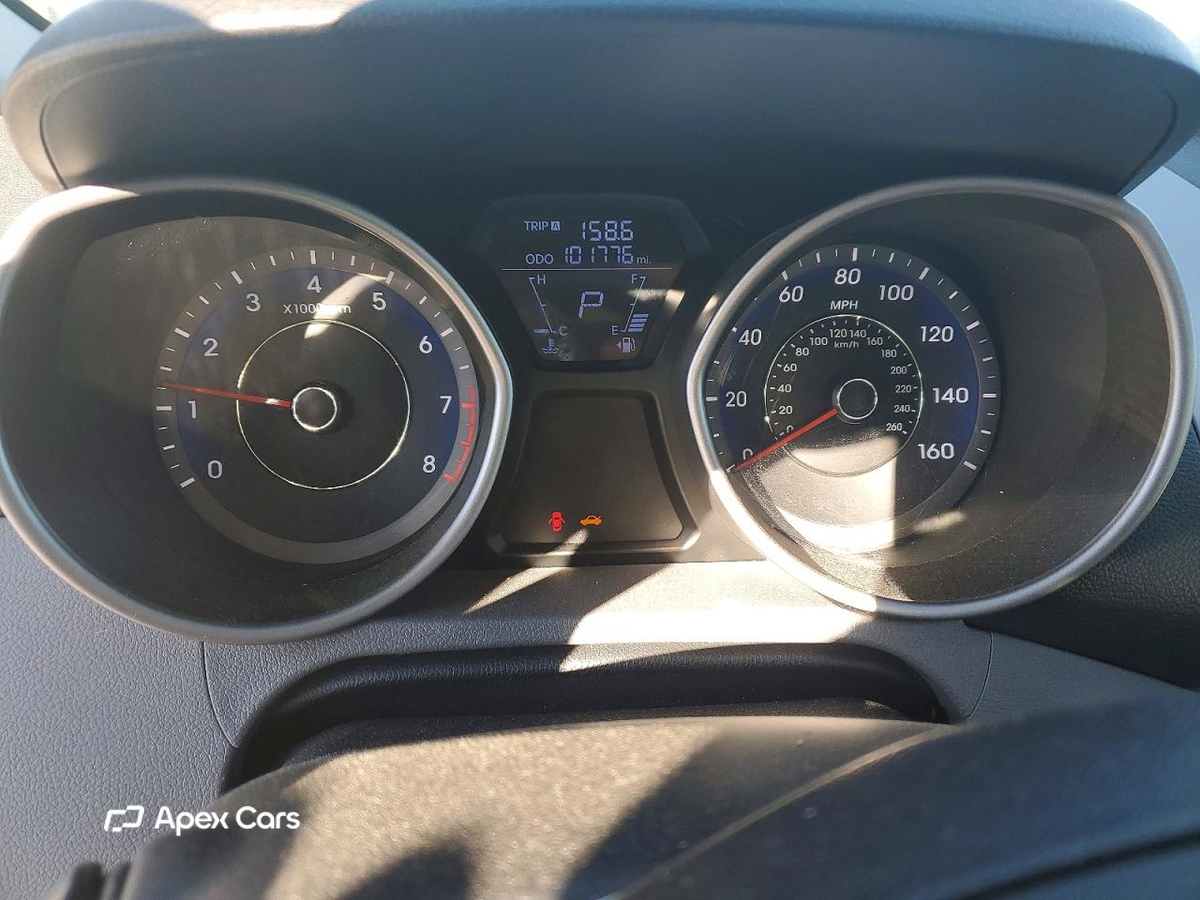 Elantra 2011