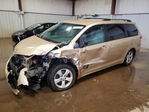 Toyota Sienna 2011