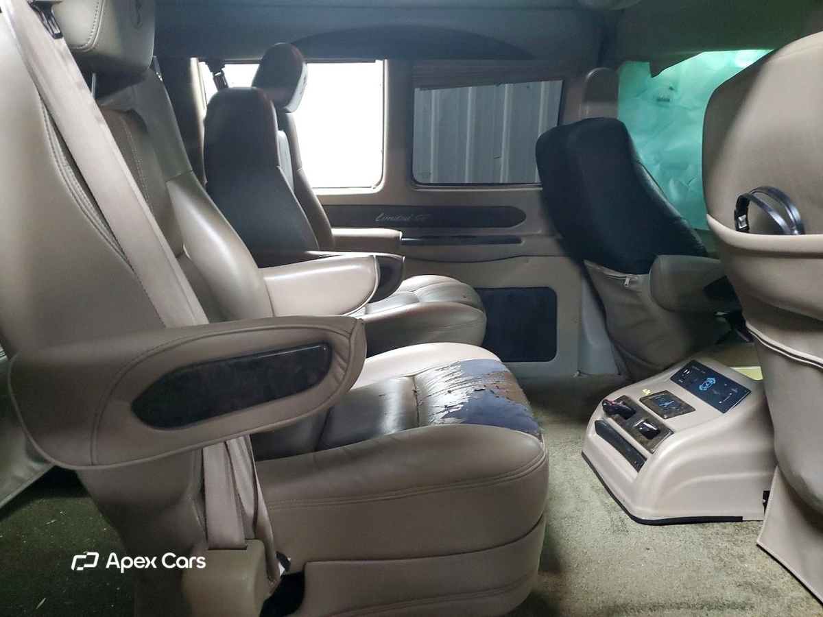 Chevrolet Express 2016