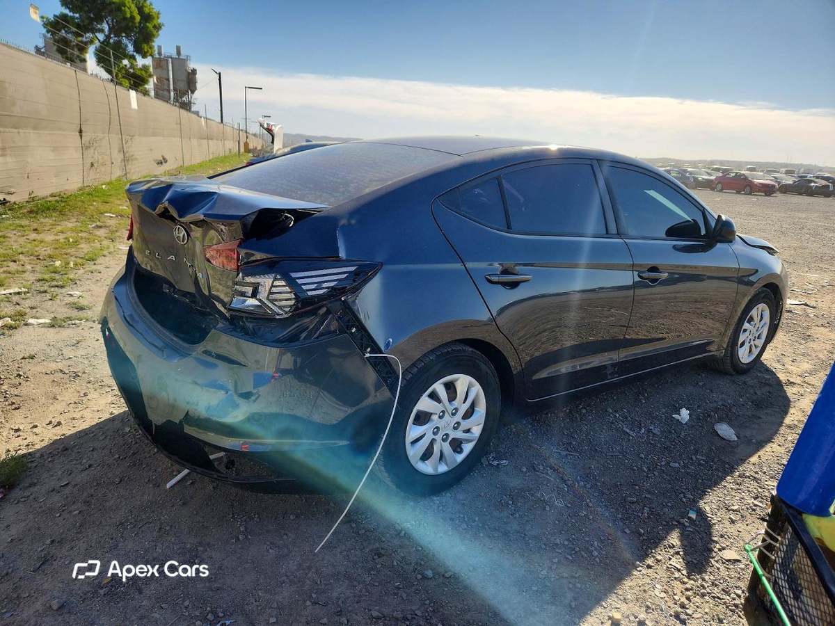 Hyundai Elantra 2020
