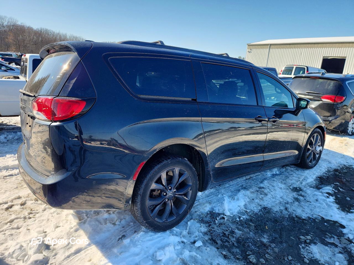 Chrysler Pacifica 2019