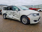 Chrysler Pacifica 2019