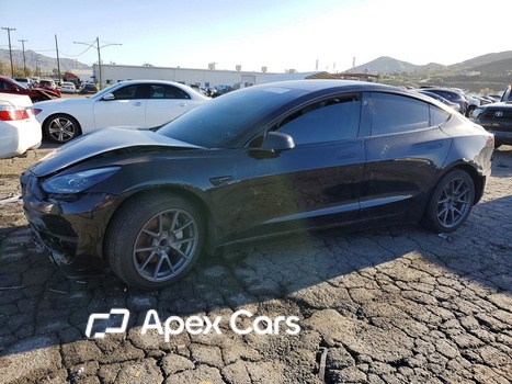 Tesla Model 3 2021 - Image 1 of 12