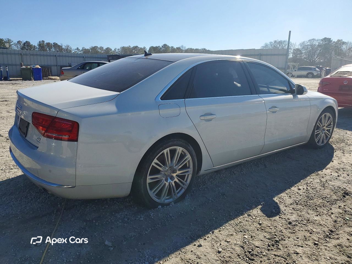 Audi A8 2012
