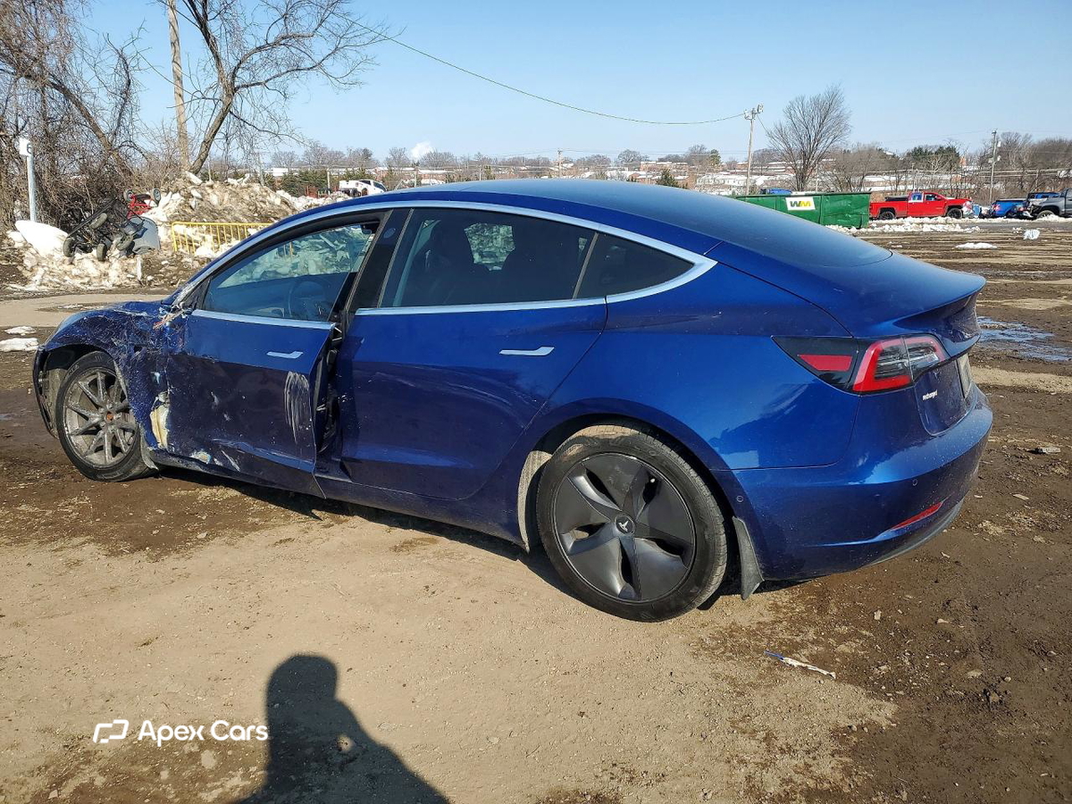 Tesla Model 3 2020