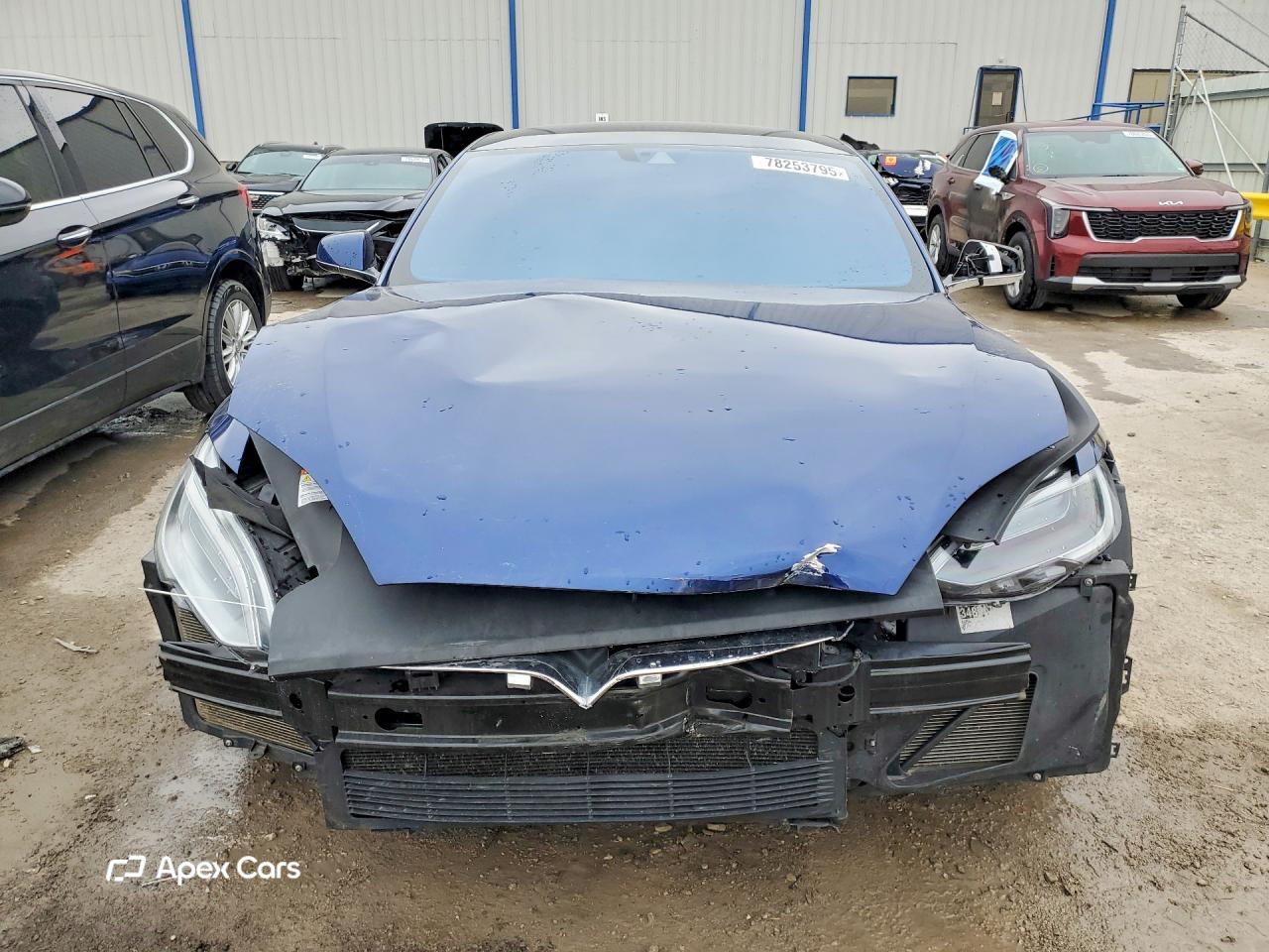 Tesla Model S 2016
