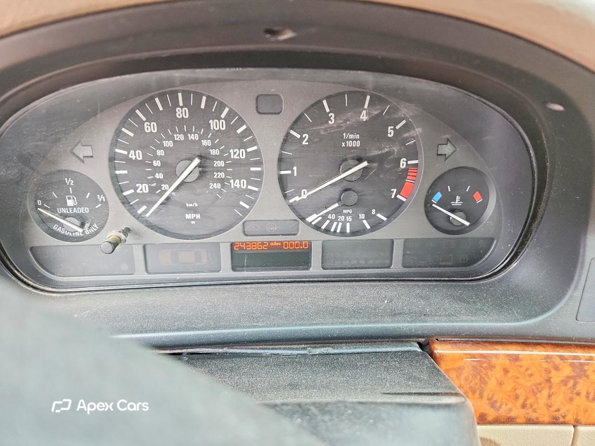 BMW Series 5 1999