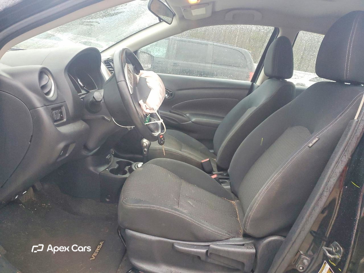 Nissan Versa 2017