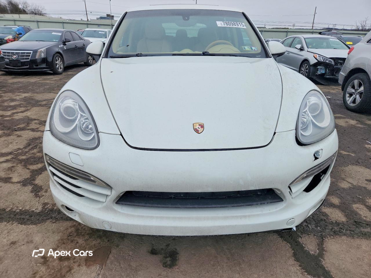 Porsche Cayenne 2013