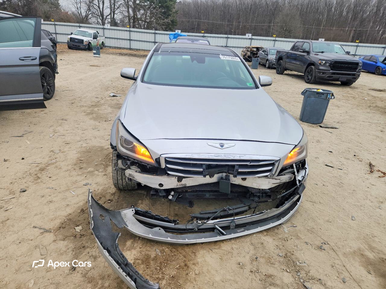 Hyundai Genesis 2015