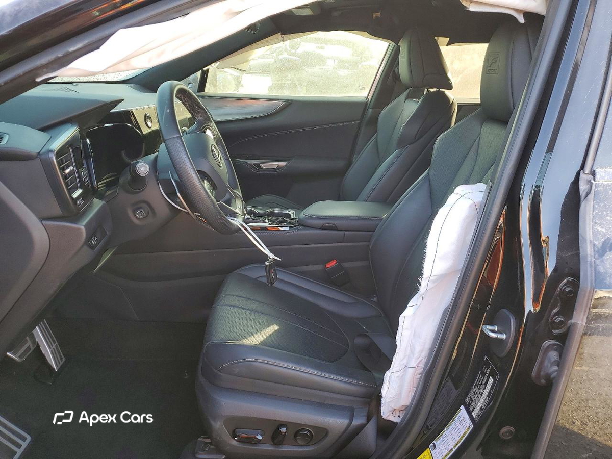 Lexus NX 2024